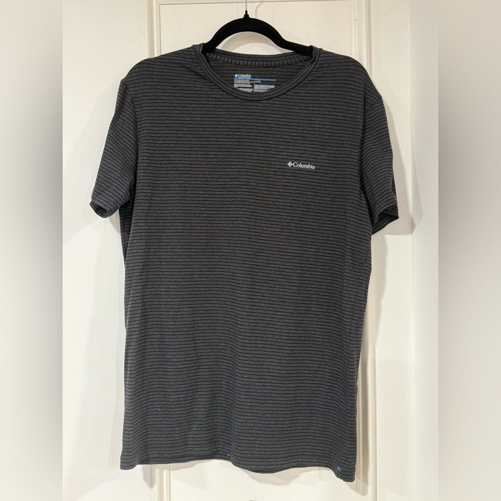 Columbia Men's Dark Gray Striped Tee